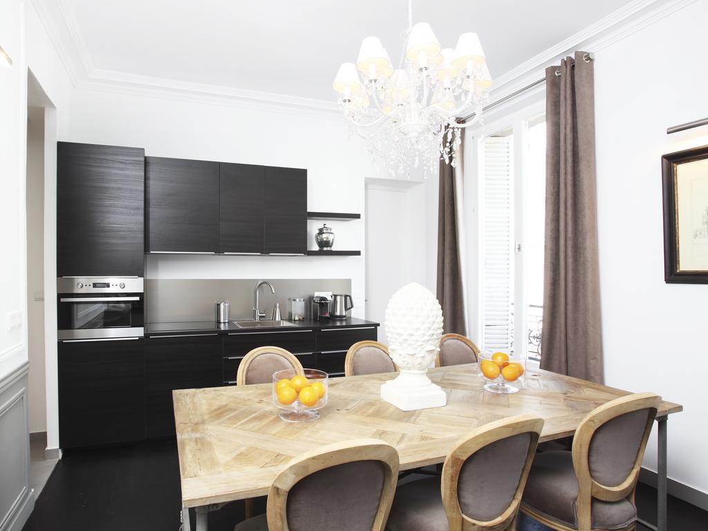 Livinparis - Luxury 3 Bedrooms Le Louvre I Oda fotoğraf