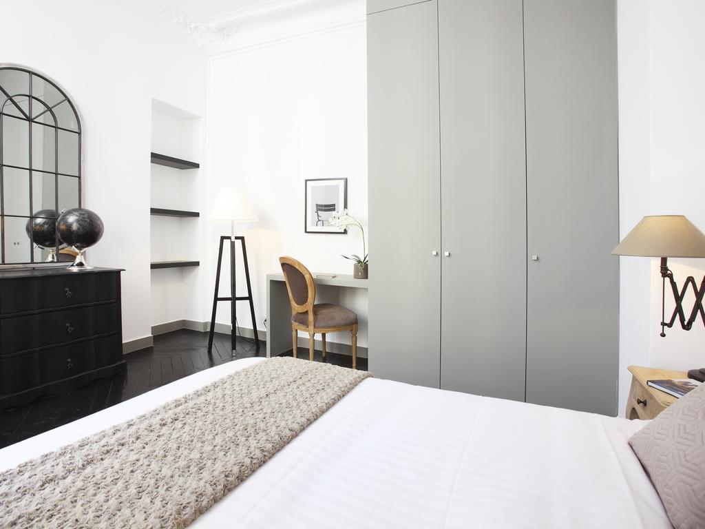 Livinparis - Luxury 3 Bedrooms Le Louvre I Oda fotoğraf