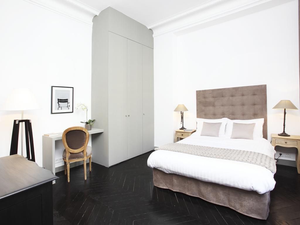 Livinparis - Luxury 3 Bedrooms Le Louvre I Oda fotoğraf