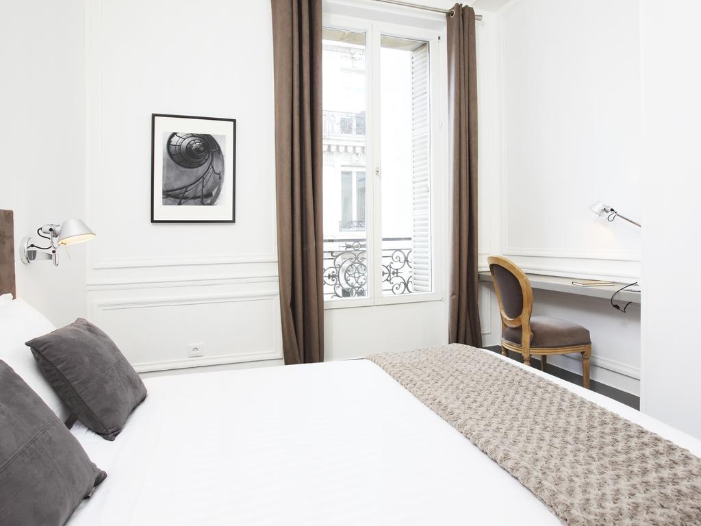 Livinparis - Luxury 3 Bedrooms Le Louvre I Oda fotoğraf